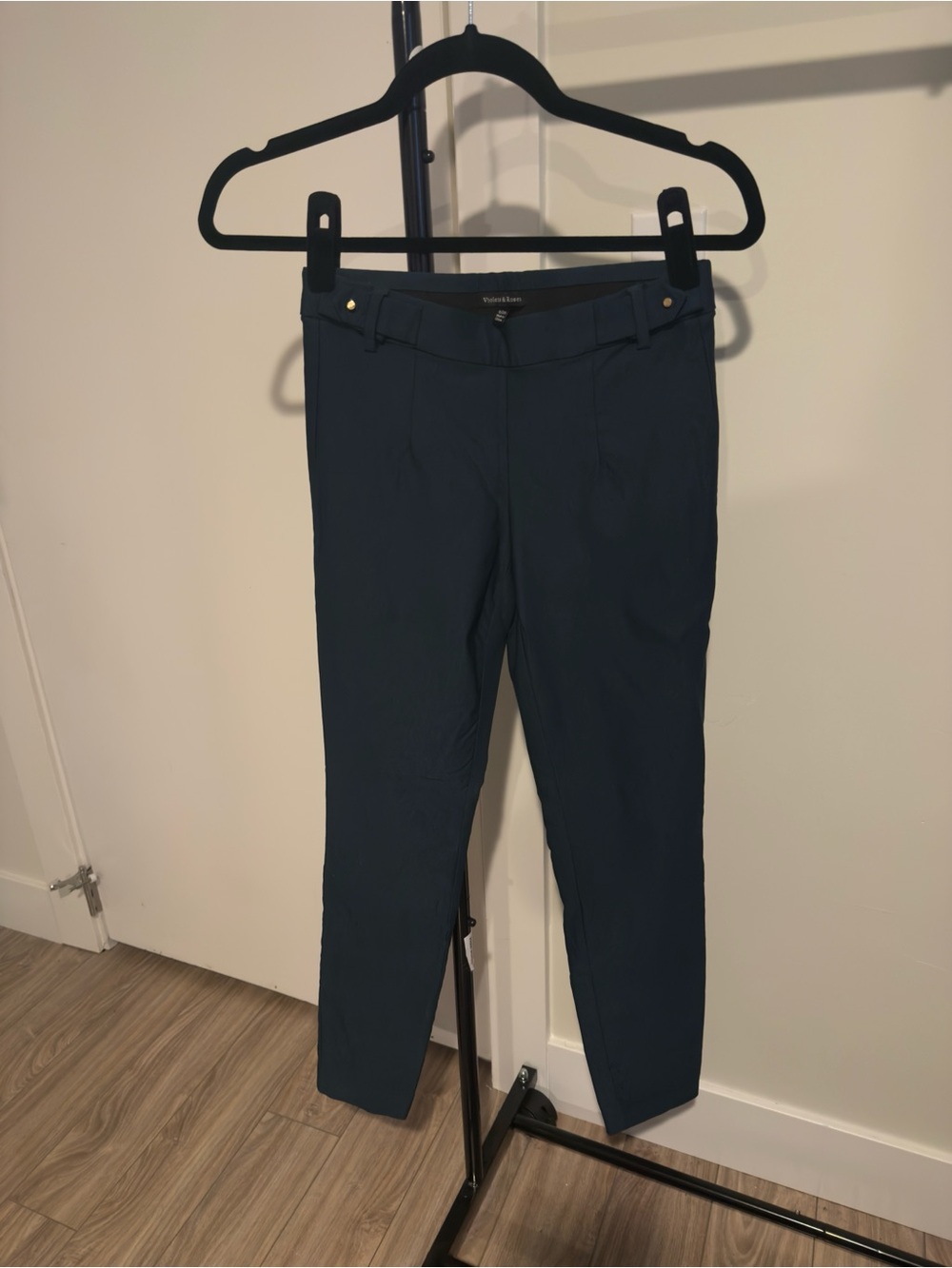 Tailored Ankle Pants in Dark Green - Classic Workwear